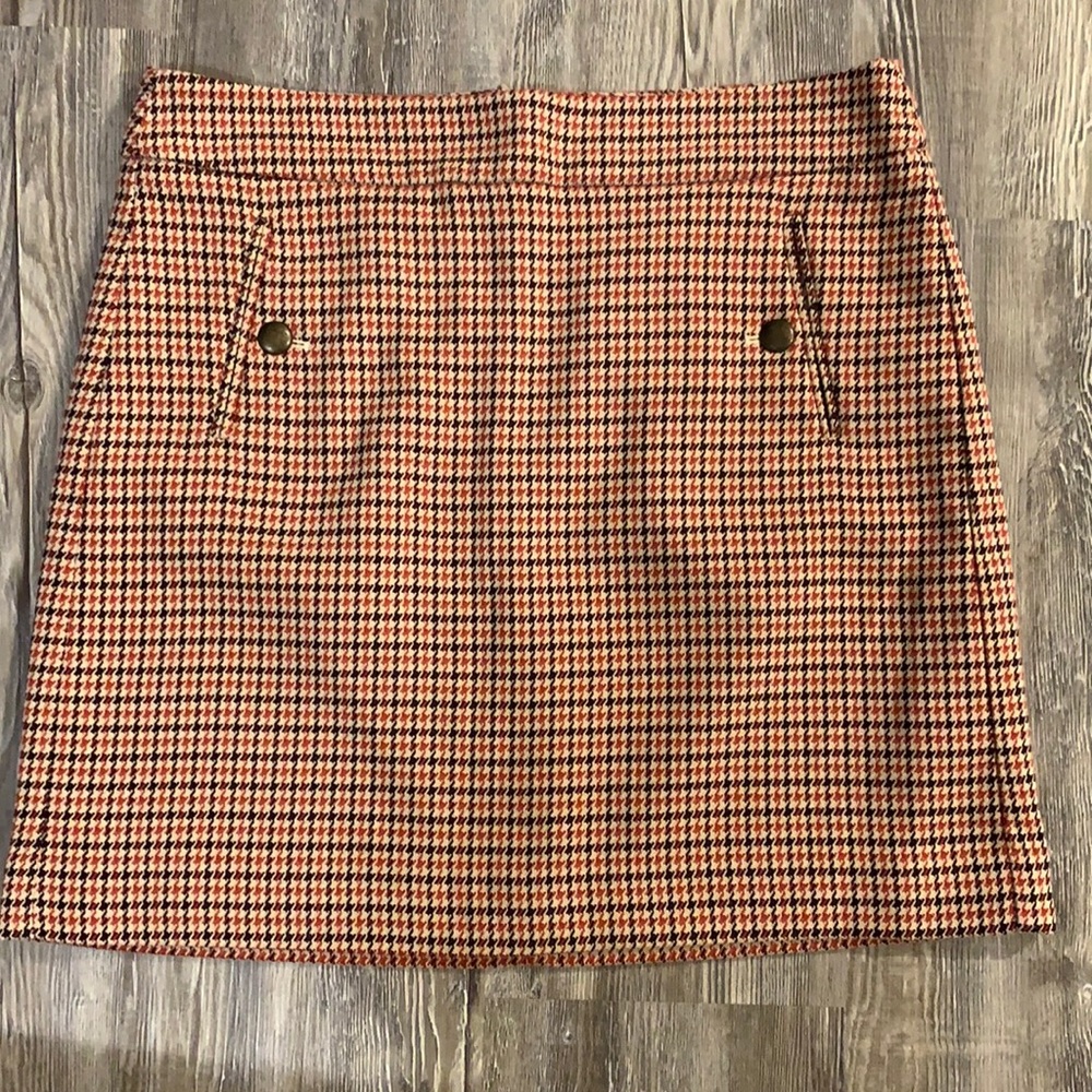NWOT Ann Taylor Loft houndstooth skirt w pockets